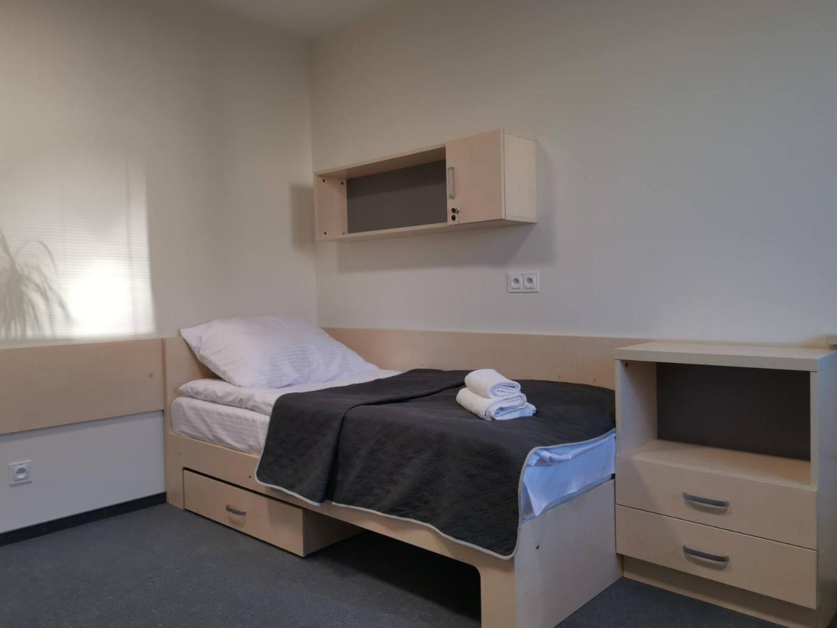 Hostel Dom Studencki Zaulek *