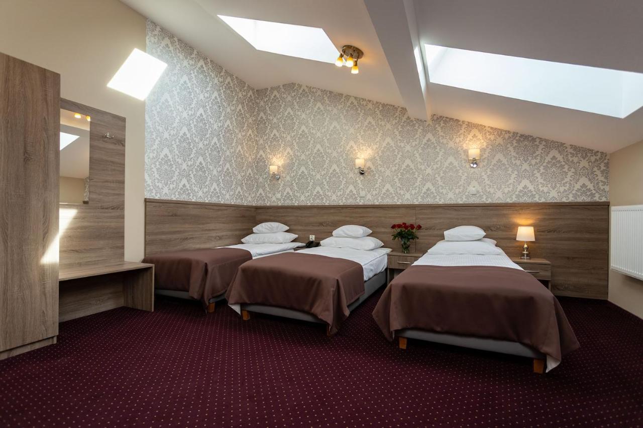 Hotel Maximum 3*