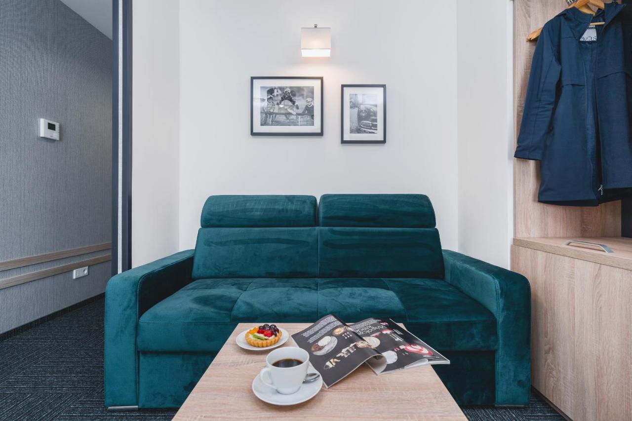 Aron Old Town Aparthotel