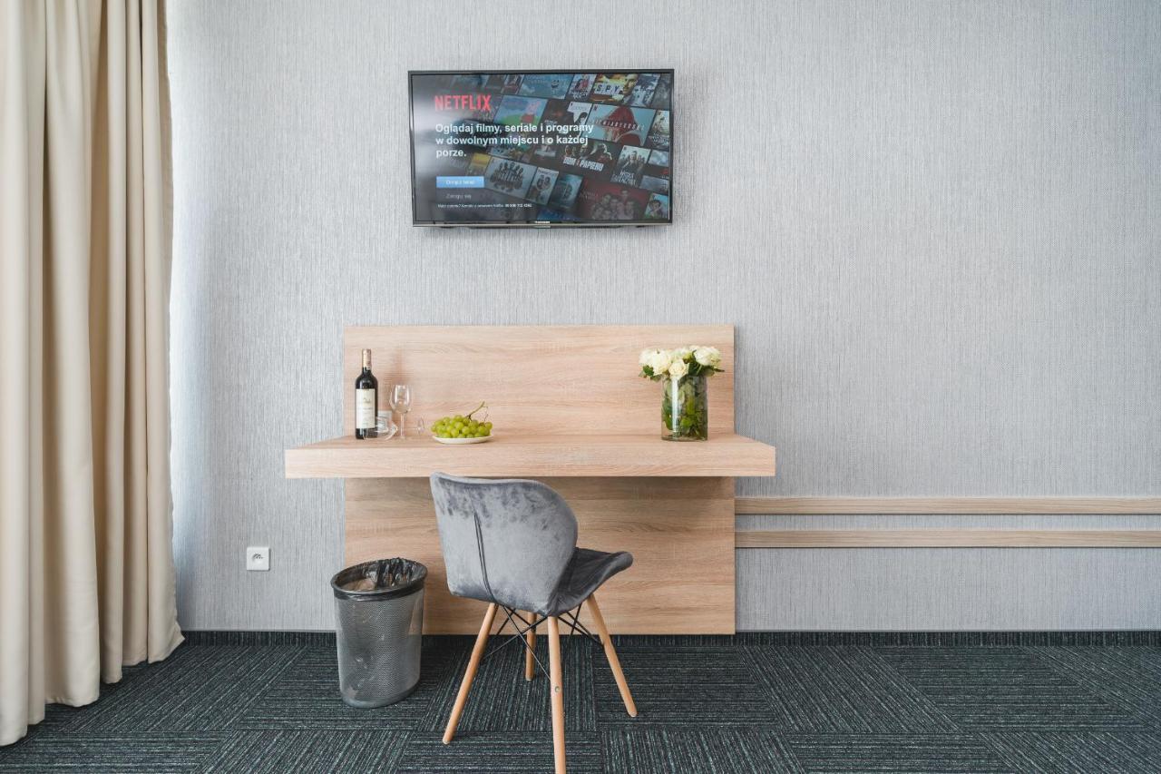 Aron Old Town Aparthotel 3*