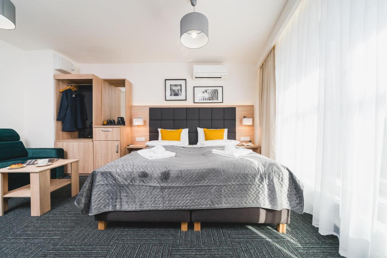 Aparthotel Aron Old Town