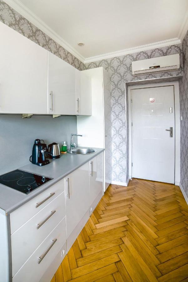 Cracovia Apartments *