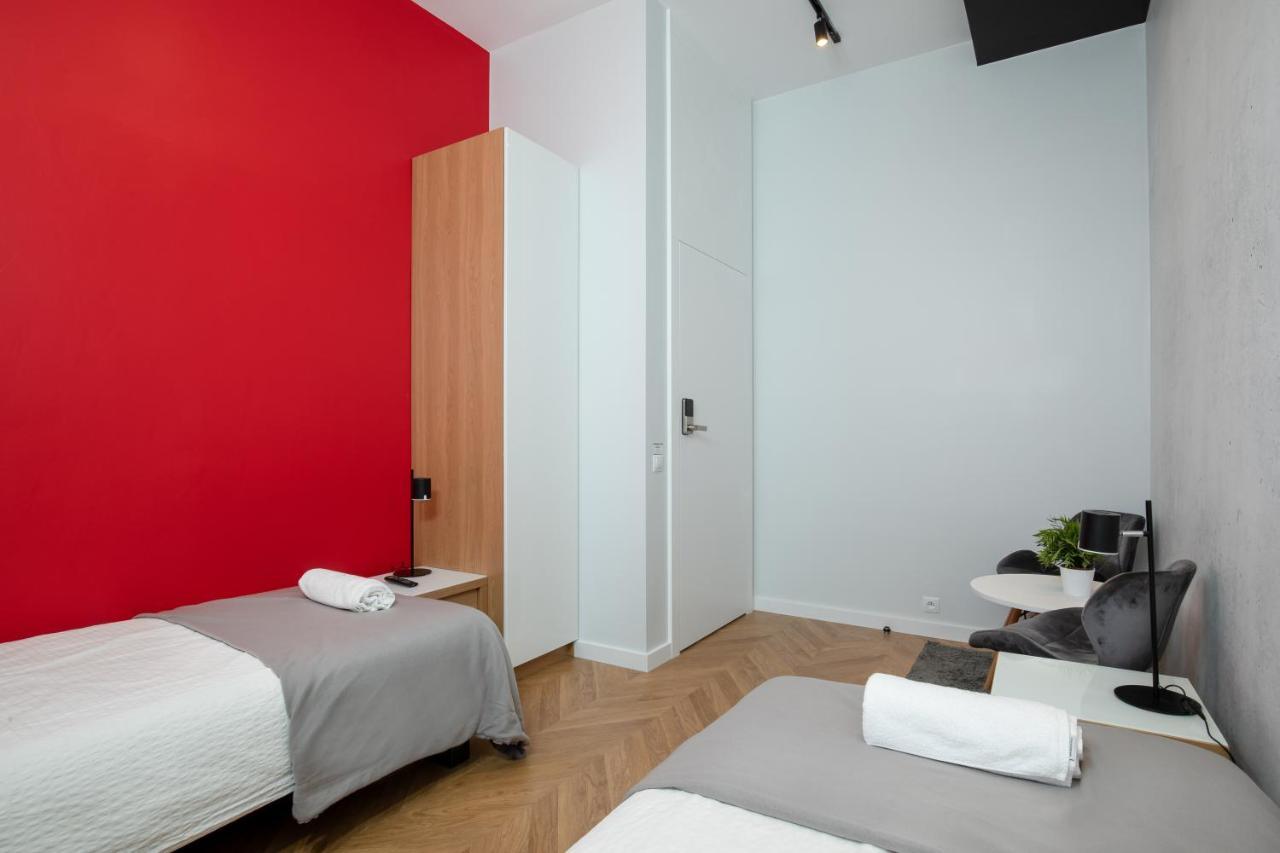 Apartment Rainbow 3 *