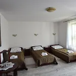 Dworek Złoty Róg Hotel i Restauracja