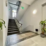 Glamour Jacuzzi Apartment