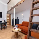 Mezzanine Retro Apartment Strzelecka Old Town By Noclegi Renters
