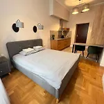 Studencka St Studio