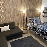 Sparrow Apartment In Kazimierz