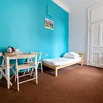 Trzy Kafki Private Rooms