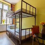 Let\'S Rock Party Hostel! Age Limit From 18 Until 40!