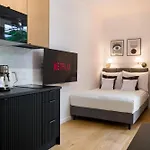 Discover Krakow Apartments - Lubomirskiego St - Classic & Modern - Near Main Station, Netflix And Ac