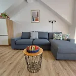 Mr Home Apartments - Limba