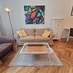 Zulu Apartments Old Town
