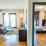 Modern Apartment In City Center