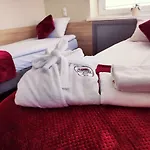 Automobil Hotel