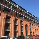 Apartment In The Gantry Hall - W19