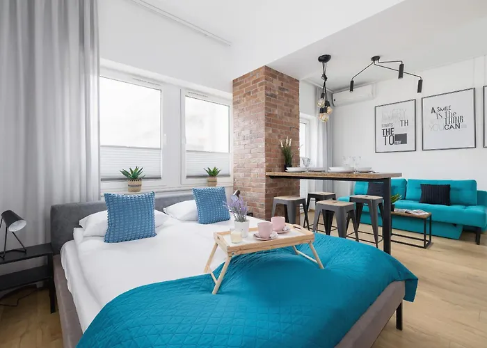 Turquoise Studio With Balcony & Air Conditioning Krakow By Noclegi Renters