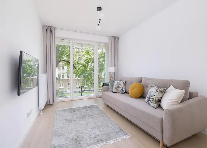 Krowoderska Apartment With Balcony Near City Center By Rent Like Home