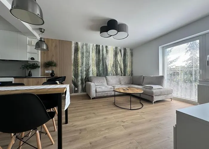 Luxuriously Decorated Apartment In A Calm District Of Krakow