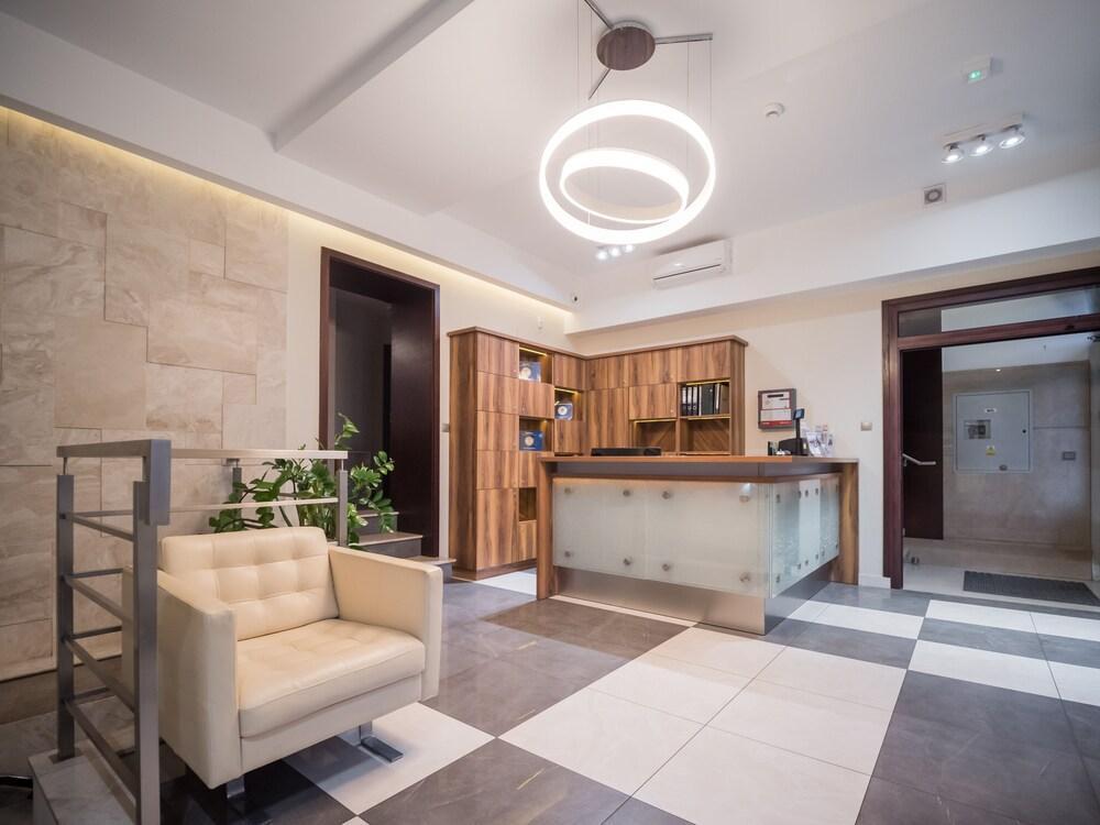 Hotel Miodowa 3*