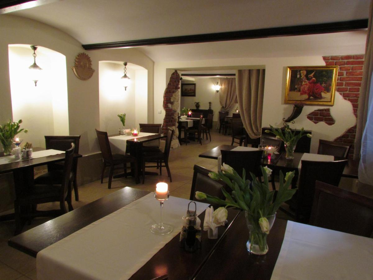 Dworek Złoty Róg I Restauracja Kraków