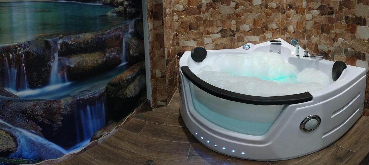 Jacuzzi Lazur *
