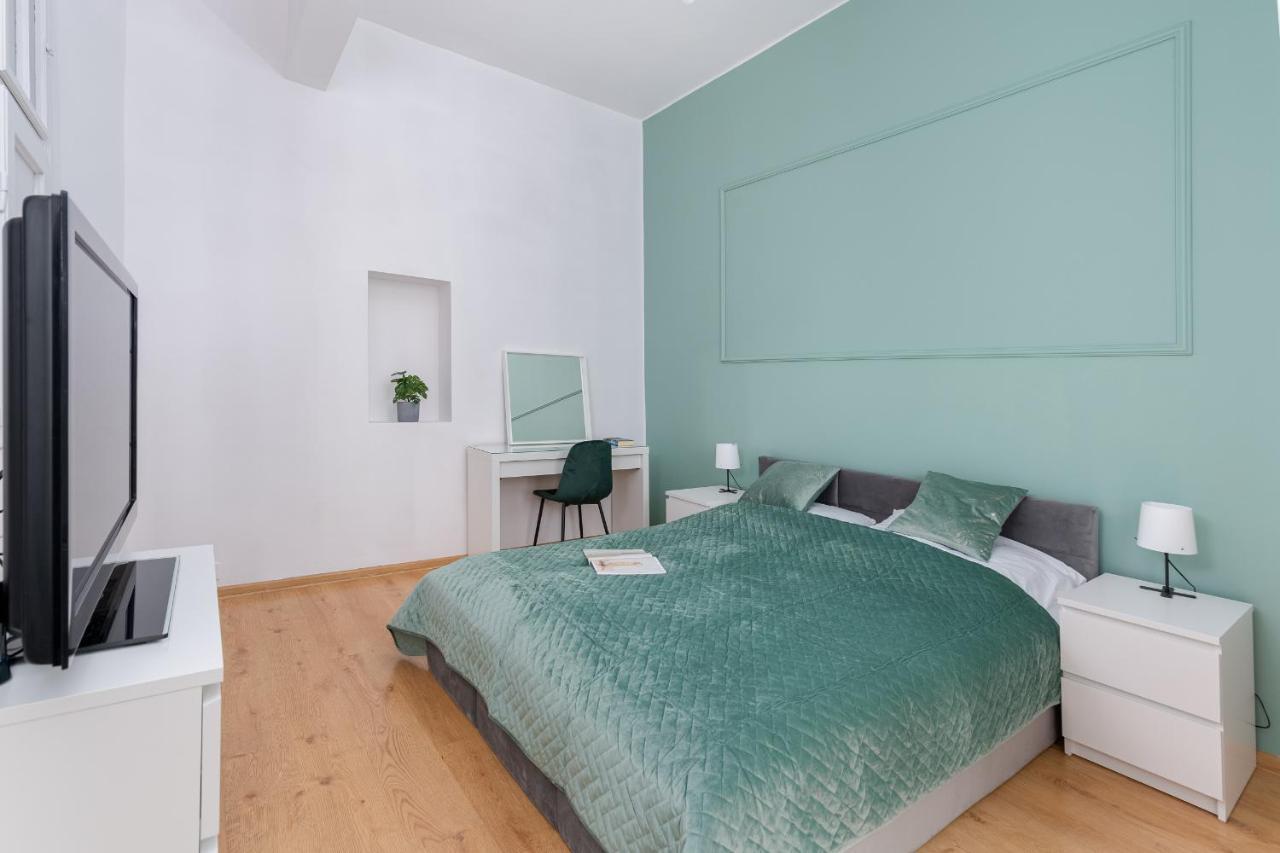 Apartamento Brzozowa By Hostly Cracóvia