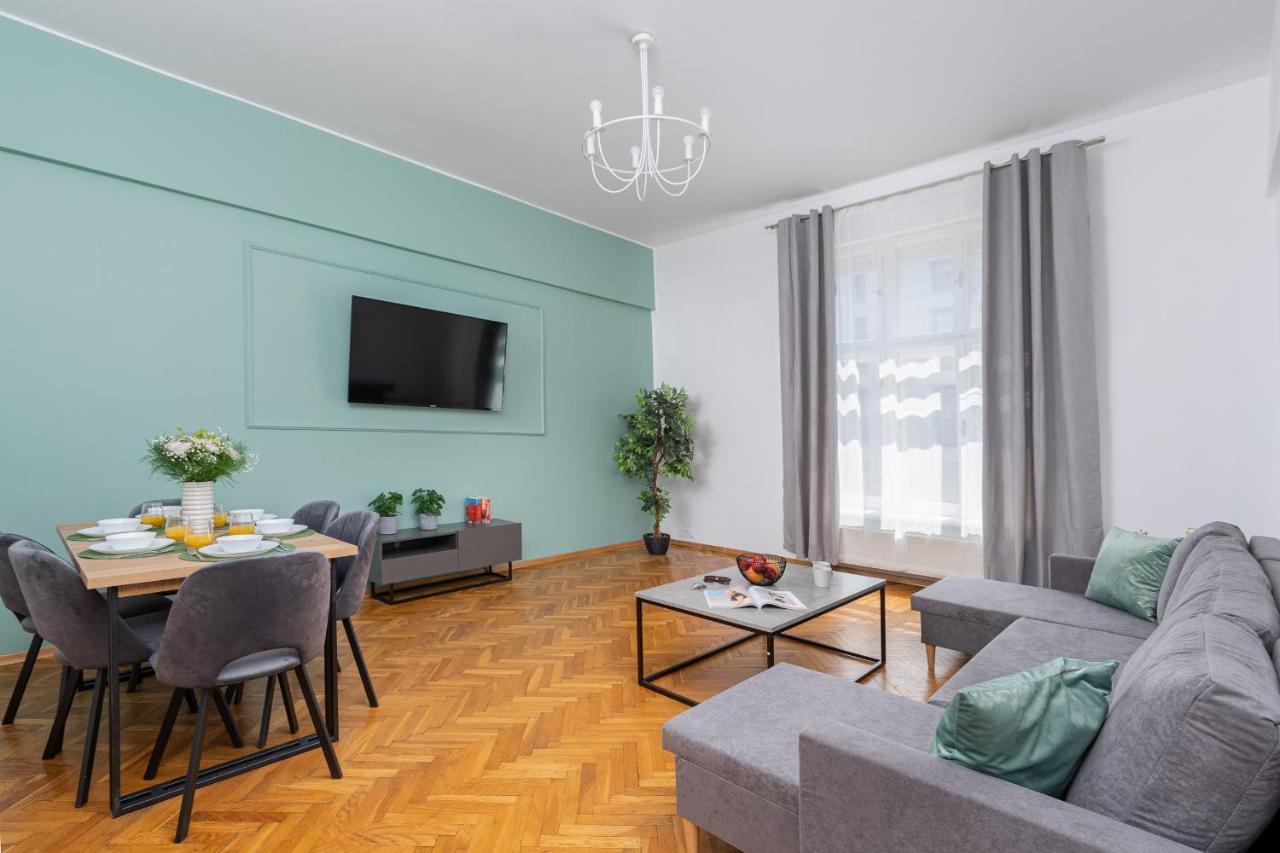 Brzozowa By Hostly Apartamento