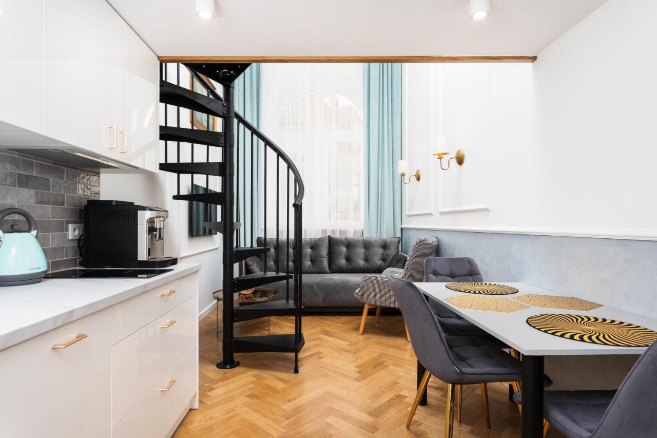 Of The Kings-old Town Pastel Appartement *