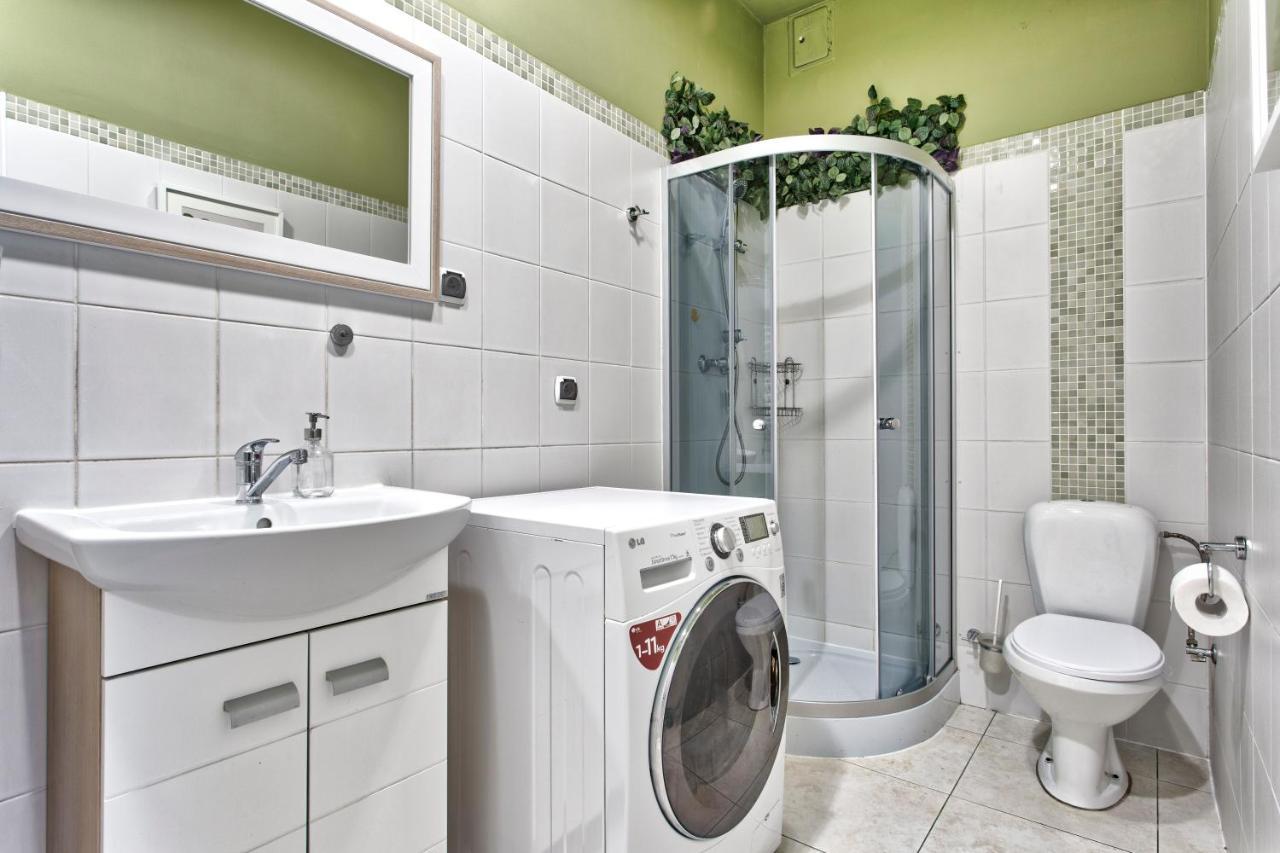 Tyzenhauz Economy Apartamento