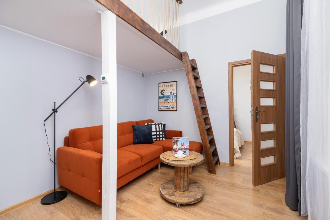 Mezzanine Retro Strzelecka Old Town By Renters Apartment *