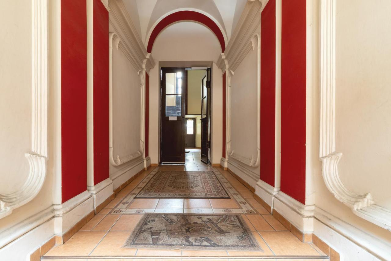 Apartment Mezzanine Retro Strzelecka Old Town By Renters Krakow