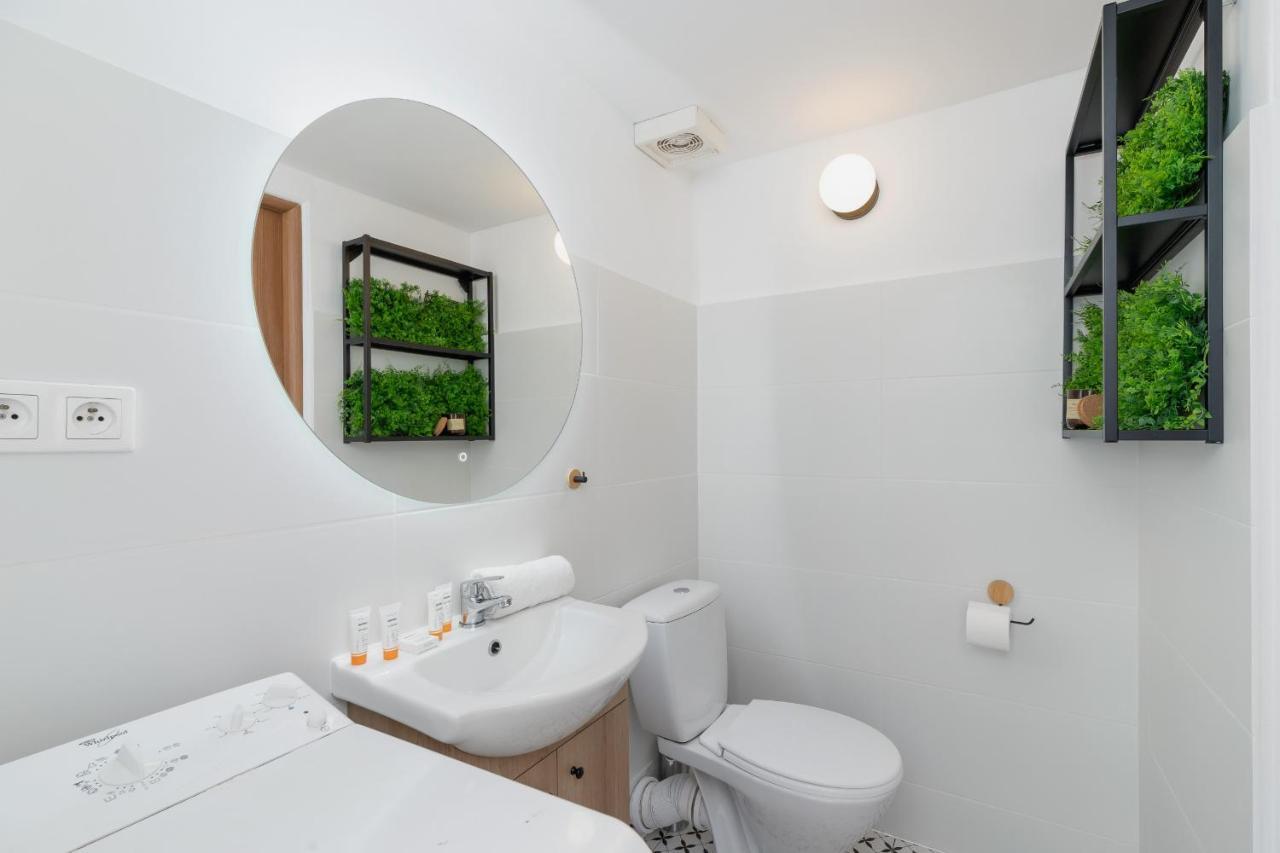 Mezzanine Retro Strzelecka Old Town By Renters *