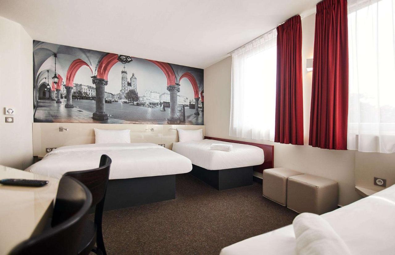 Centrum Hotel 2*