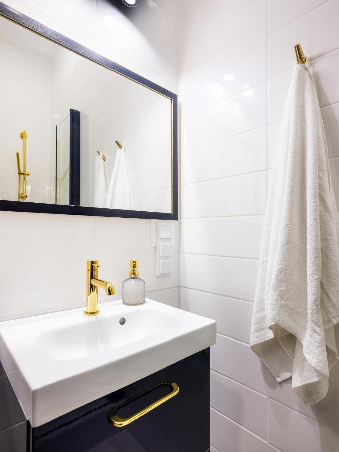 Tyzenhauz Economy Apartamento