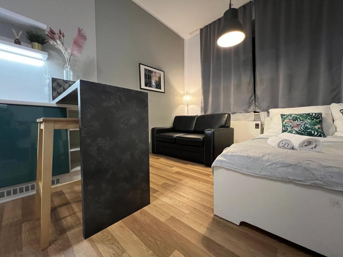 Przy Alejach Apartment *