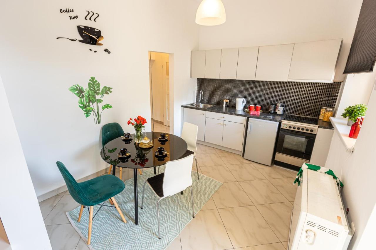 Vintage Senacka 9/7 Apartamento *