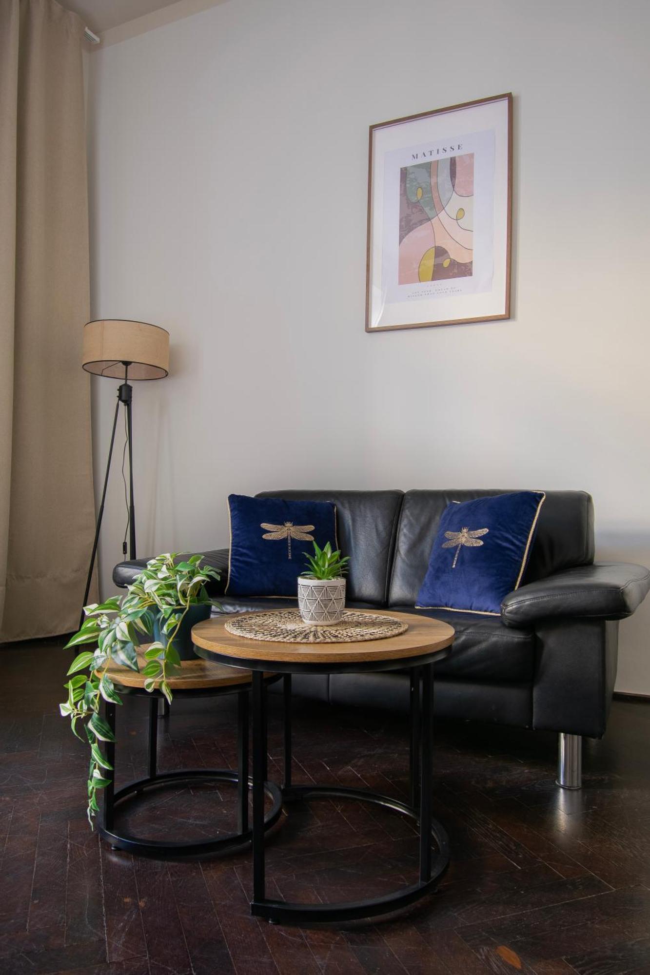 Wroblewskiego Street Apartment