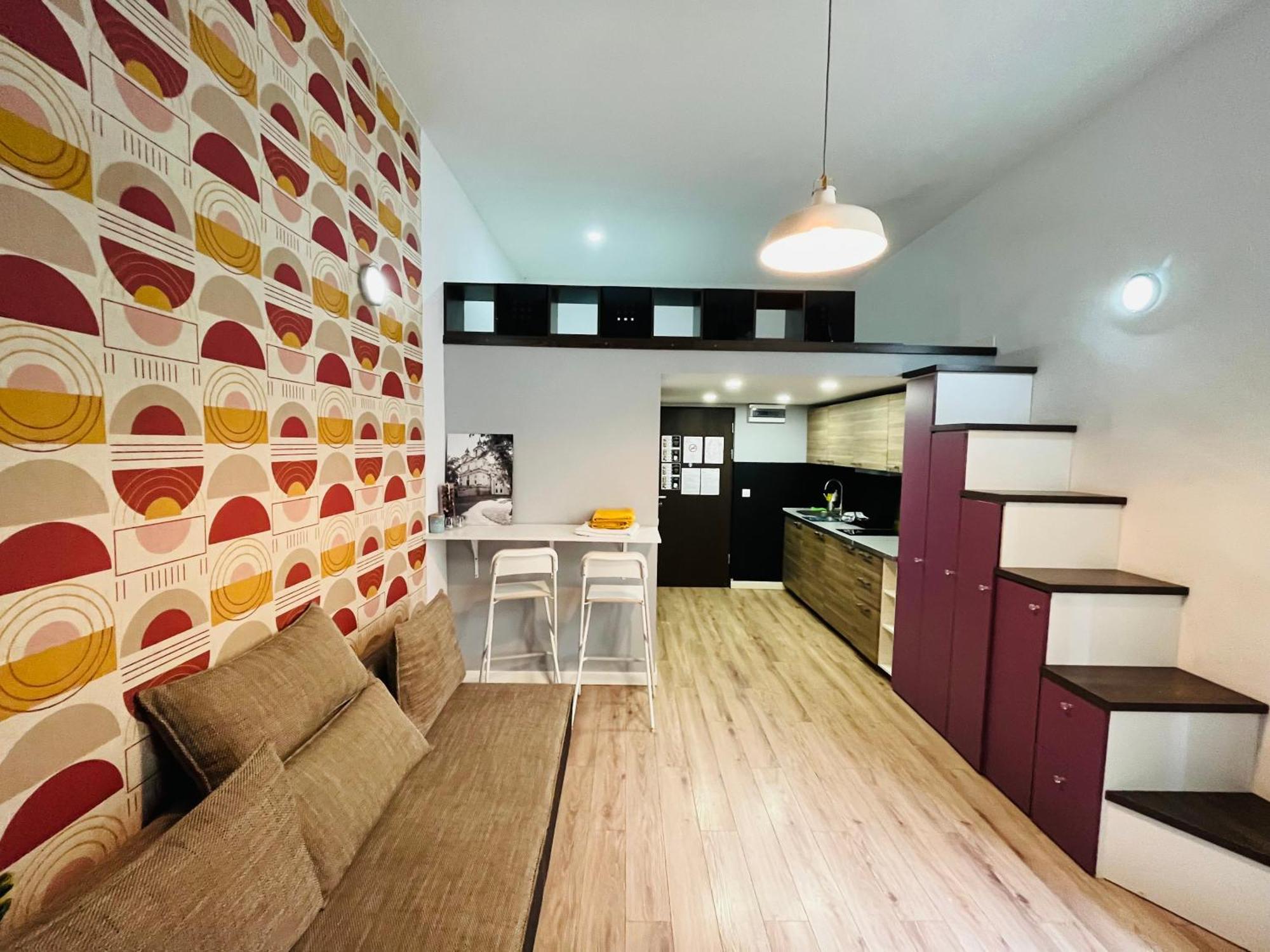 Pod 55 Apartment *