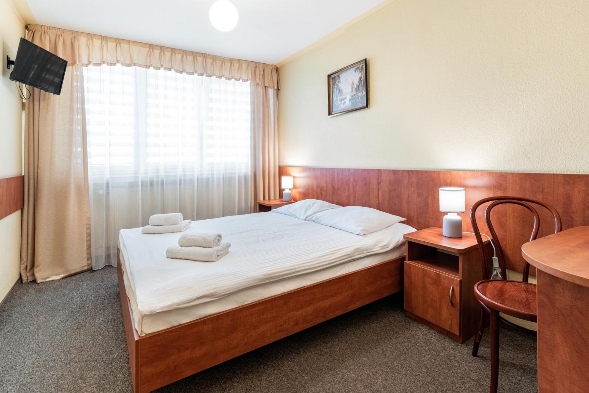 Alf Hotel 2*