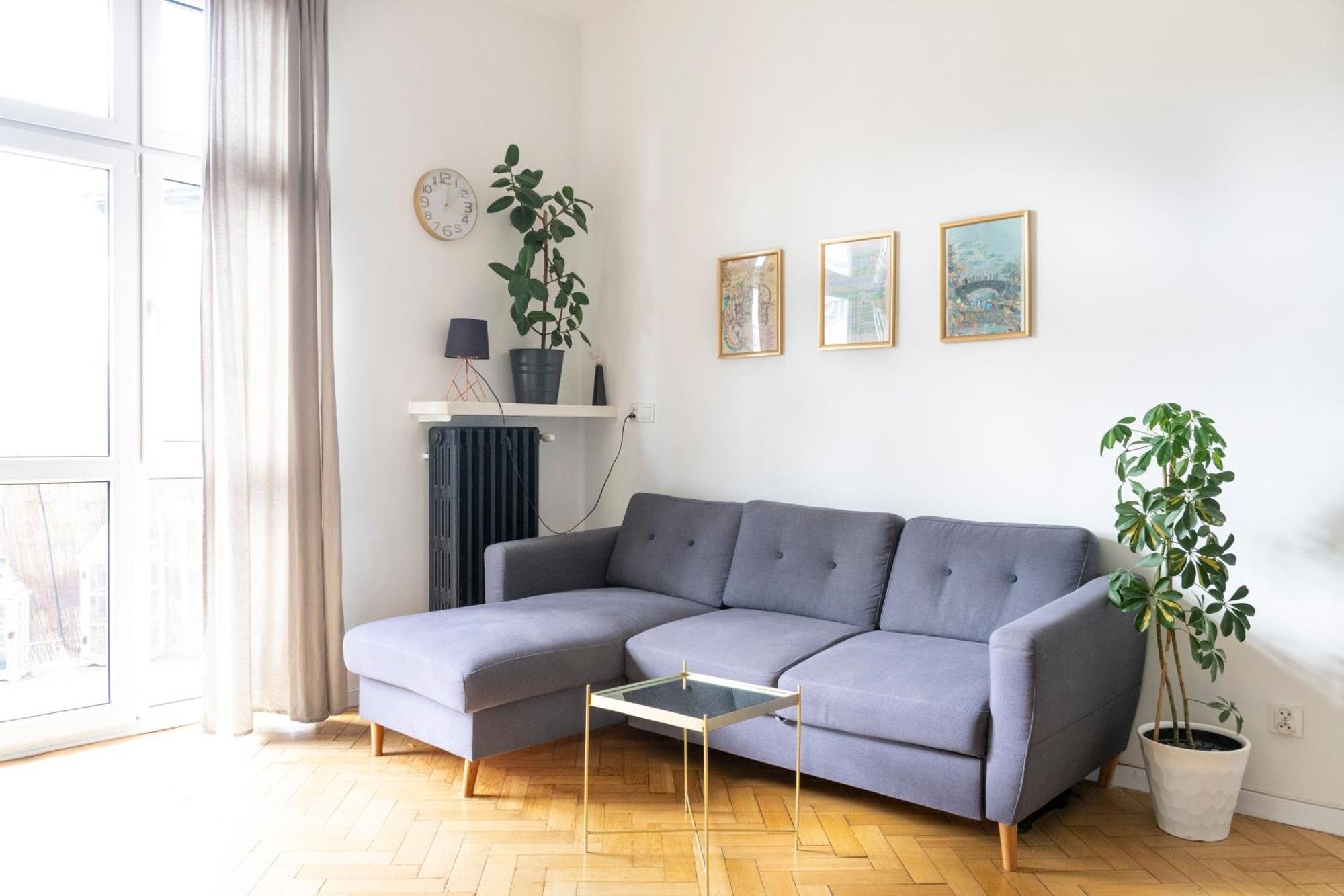 Apartment - Balcony, Workspace, Tram Stop - By Rentujemy Krakow
