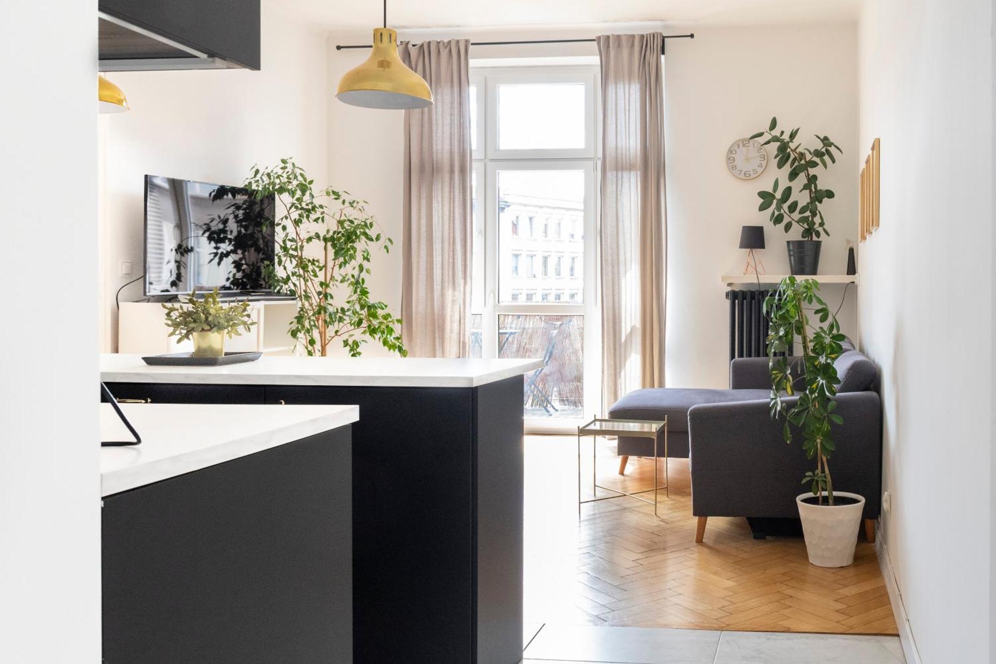 - Balcony, Workspace, Tram Stop - By Rentujemy Krakow