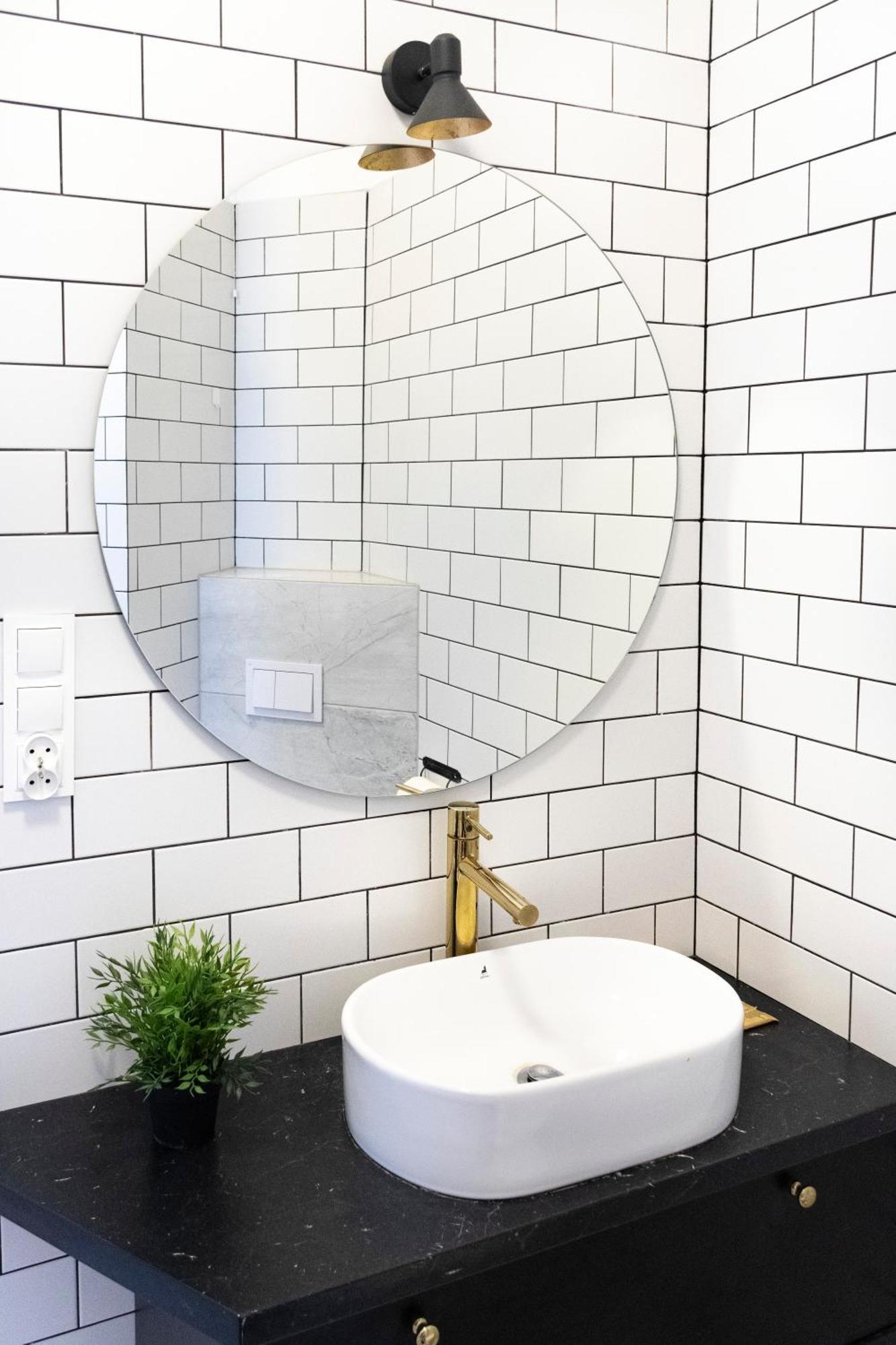 - Balcony, Workspace, Tram Stop - By Rentujemy Krakow