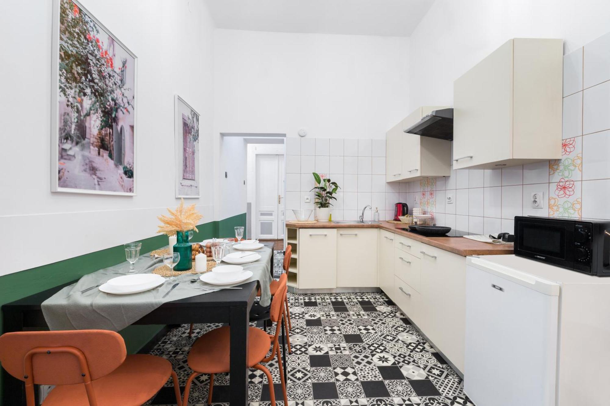 Friendhouse Avenue Krakow
