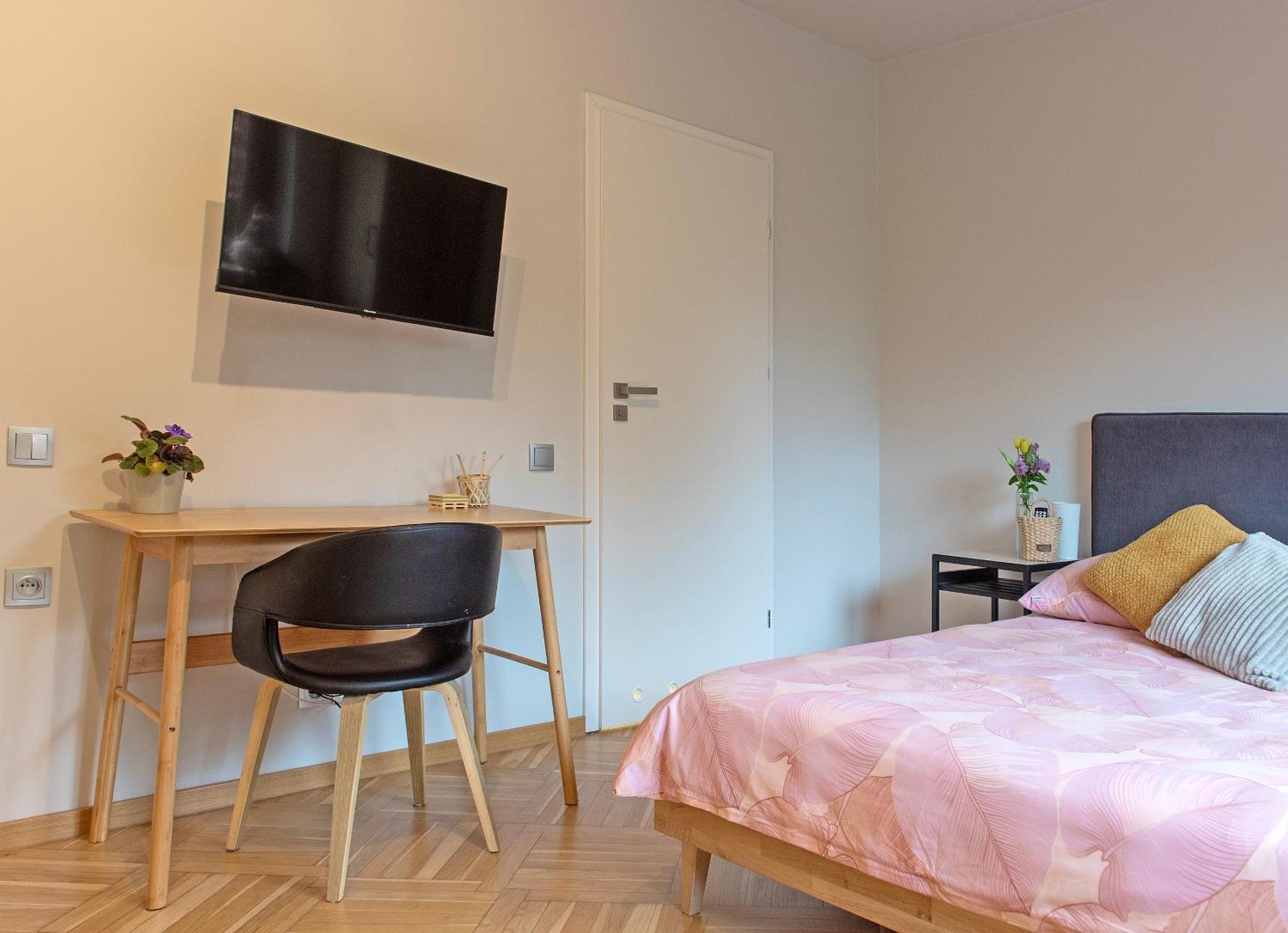 Aparthotel Studio Hotel *