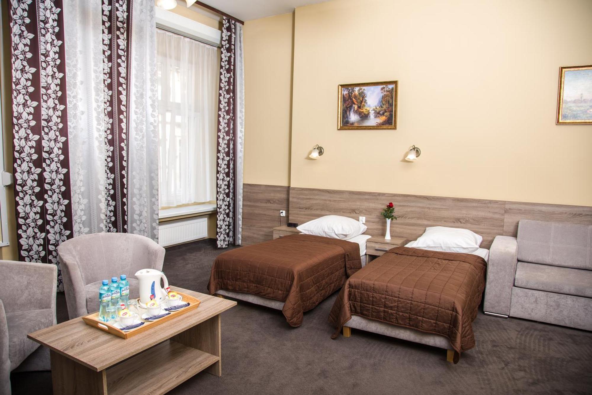 Maksymilian Hotel