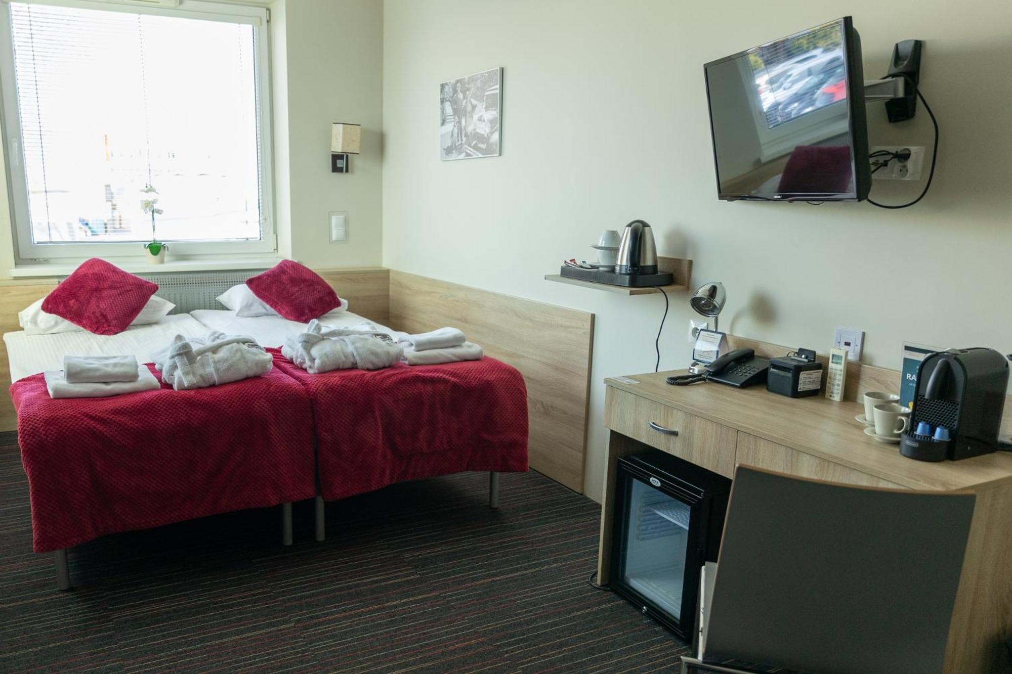 Hotel Automobil 3*