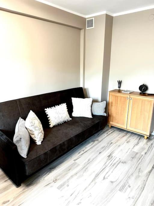 Apartment-kazimierz With Fast Wifi & Parking Space Apartment