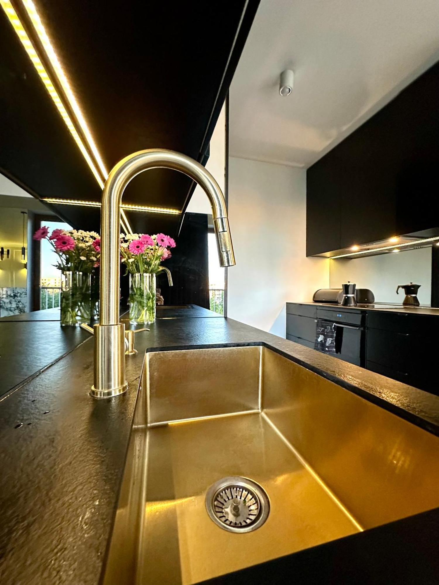 Apartment Mozarta Sky Terrace Vip 2-bed Krakow