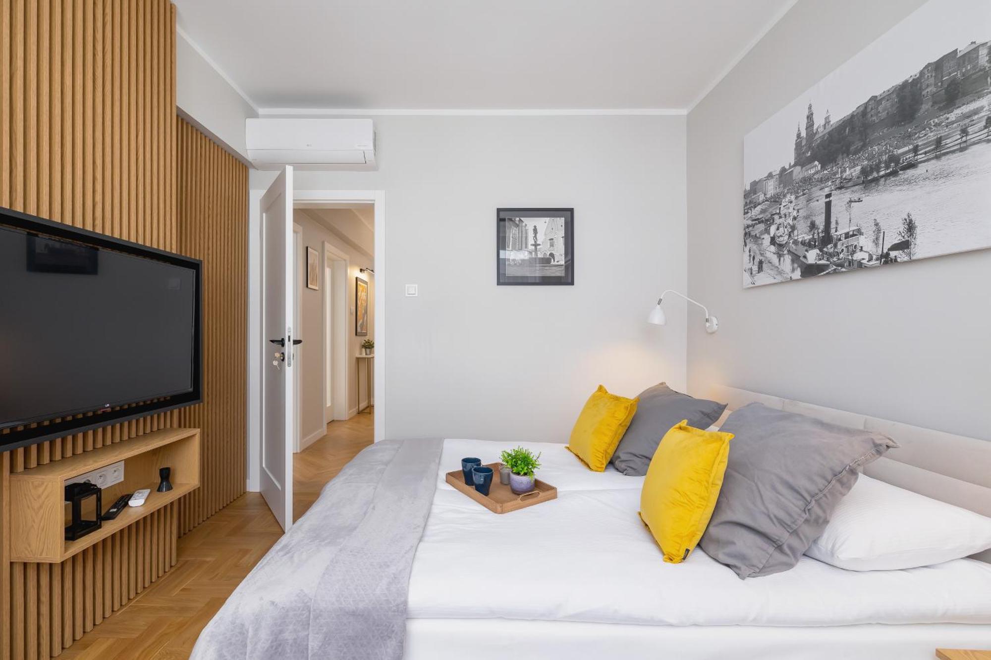 Warszauera Z Klimatyzacja Na Krakowskim Kazimierzu By Renters Apartament